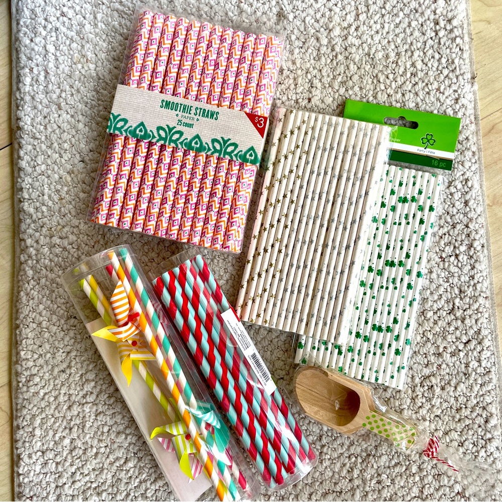 PAPER‎ STRAWS BUNDLE + WOODEN SCOOP!!
